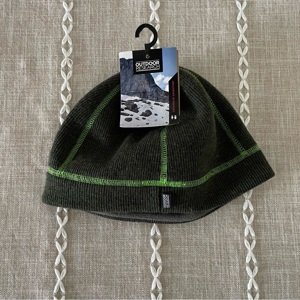Quality Kids Beanie Hat - Dark Green with Lime Accents NWT Size:M/L